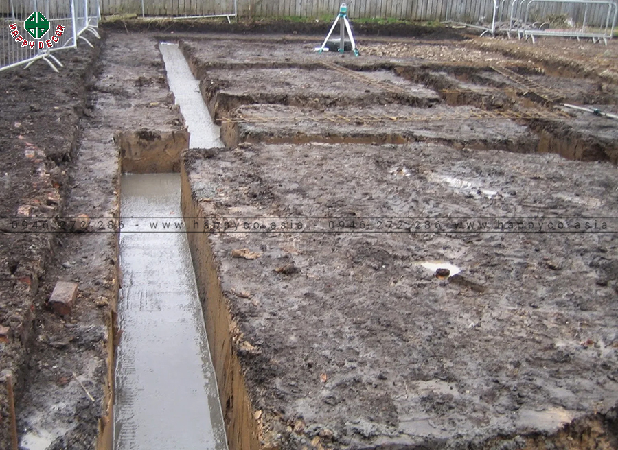 Kiểm tra kỹ càng sau khi thi công móng băng hoàn tất Kiểm tra kỹ càng sau khi thi công móng băng hoàn tất