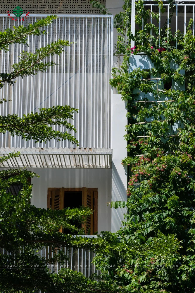 Không gian nhìn từ phía bên ngoài