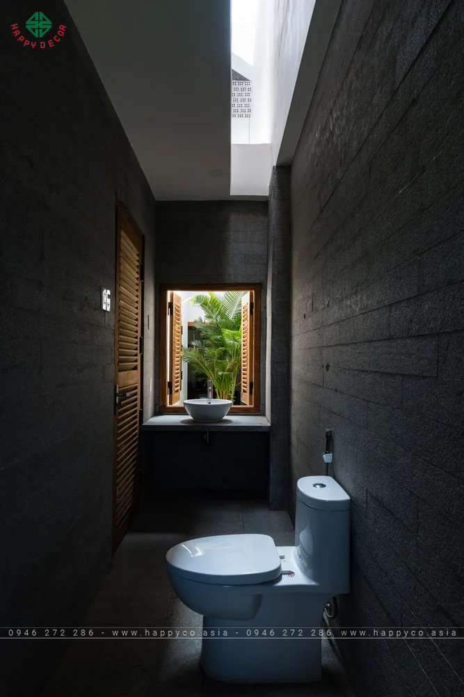 NHà WC cũng có một yếu tố gì đó hòa nhập với thiên nhiên