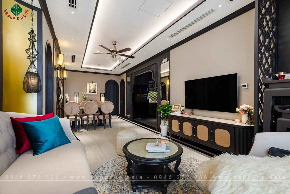 Á Đông kết hợp nét rực rỡ của người Trung và sự giản dị của người Nhật