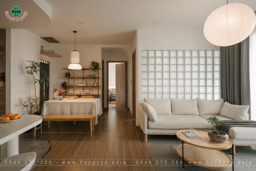 Bàn ăn nhỏ tạo điểm nhấn trong không gian sinh hoạt chung Bàn ăn nhỏ tạo điểm nhấn trong không gian sinh hoạt chung