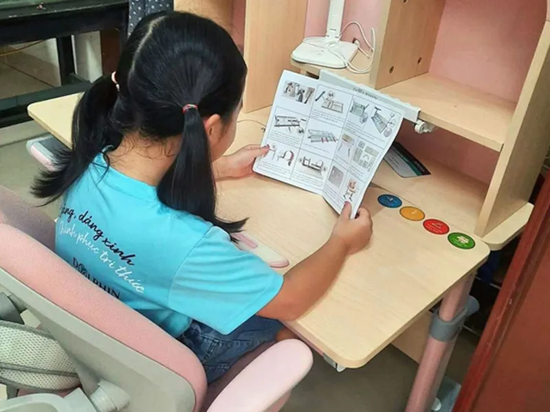 BÀN HỌC THÔNG MINH DOL – 4