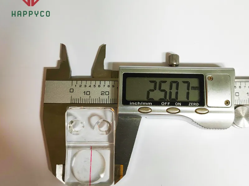 Kính lúp máy cưa bàn trượt