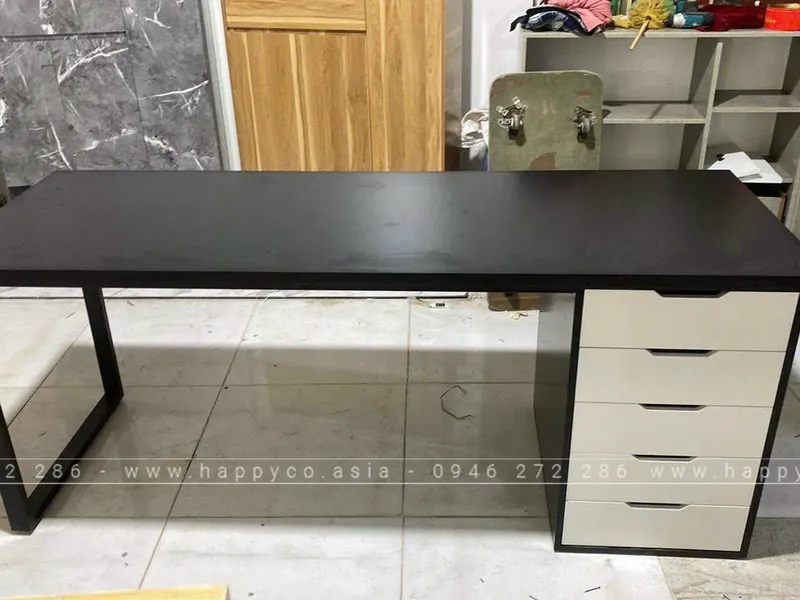 Bàn giám đốc ván công nghiệp hiện đại BGD6817