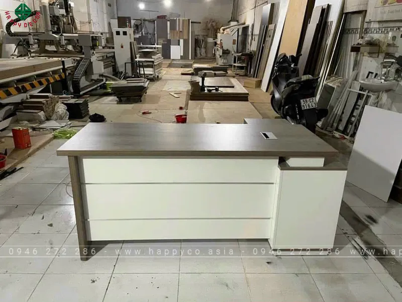 Bàn giám đốc ván công nghiệp hiện đại BGD6806
