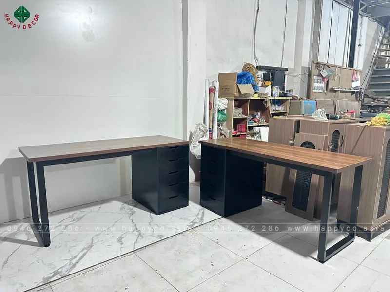 Bàn giám đốc ván công nghiệp hiện đại BGD6811