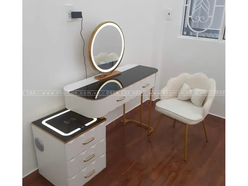 BÀN TRANG ĐIỂM GỖ MDF BỌC NHỰA TN07