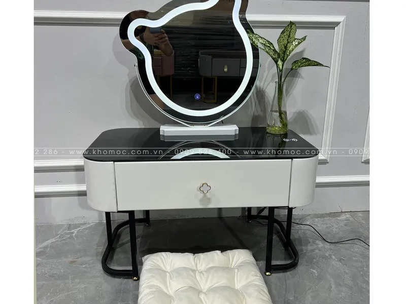 BÀN TRANG ĐIỂM GỖ MDF BỌC NHỰA TN-B3 - Gấu