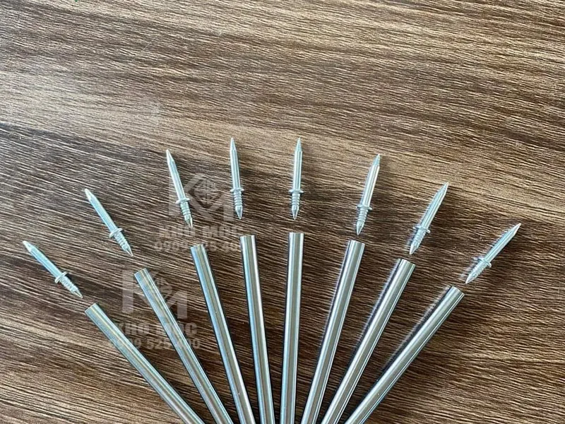 Đinh 2 Đầu (Tặng Kèm Ống Đóng Đinh) 