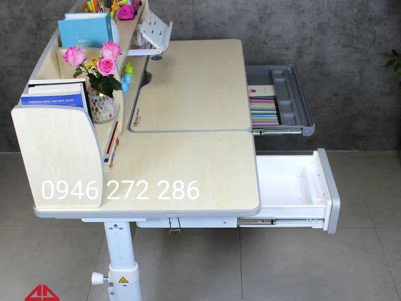 BÀN HỌC THÔNG MINH DOL – 8