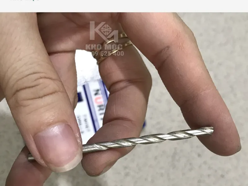 Mũi Khoan Bằng Sắt