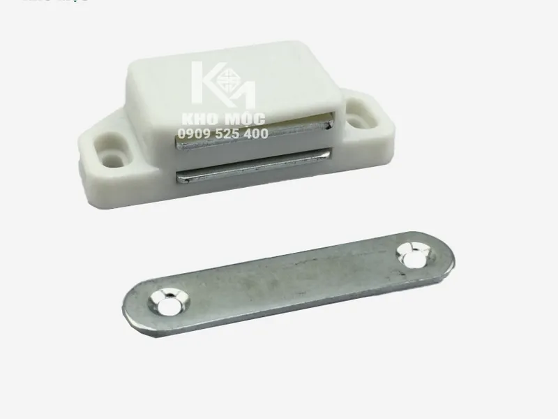 Nam châm hít cửa tủ 