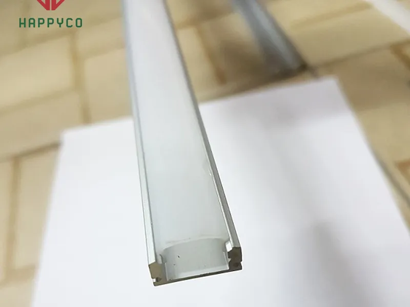 Thanh Nhôm U ( loại nhỏ ) Đi Đèn LED Mã 510 (đã bao gồm nắp nhựa) 