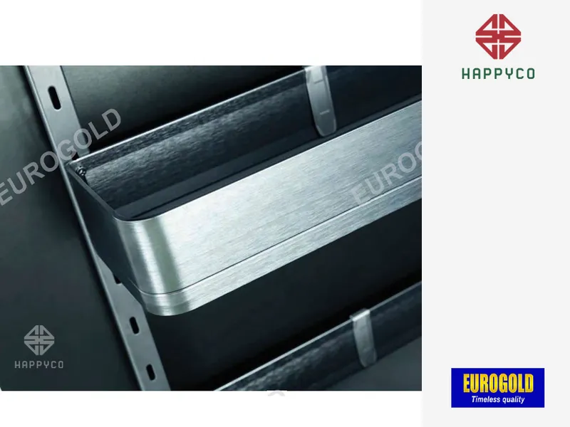 TỦ KHO HỘP CÁNH MỞ PHAY XƯỚC MỜ CAO CẤP EUROGOLD MX0645