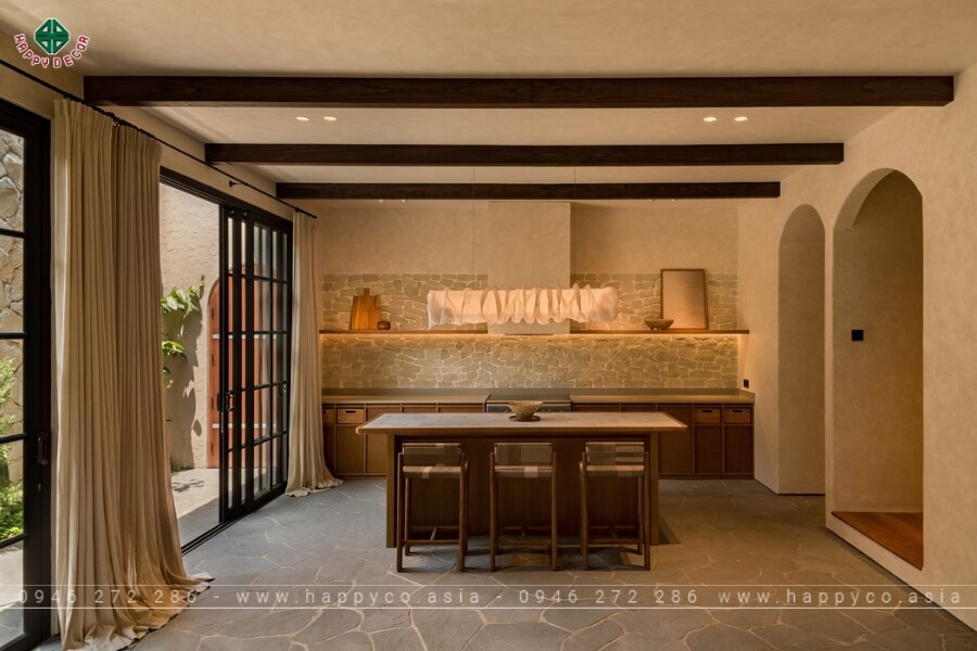 Khu vực bếp với thiết kế mở không quá cầu kỳ Khu vực bếp với thiết kế mở không quá cầu kỳ