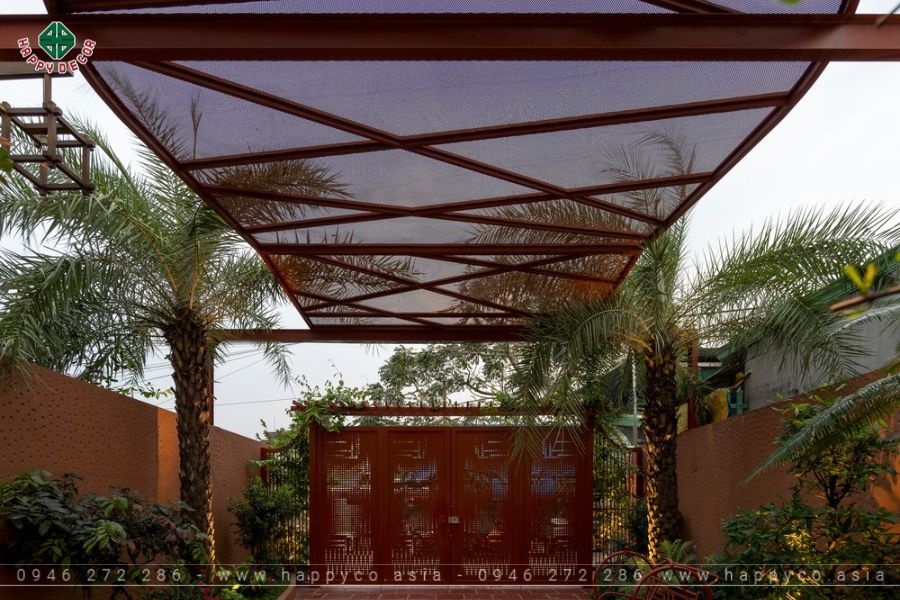 Mái hiên với thiết kế bo cong mềm mại Mái hiên với thiết kế bo cong mềm mại