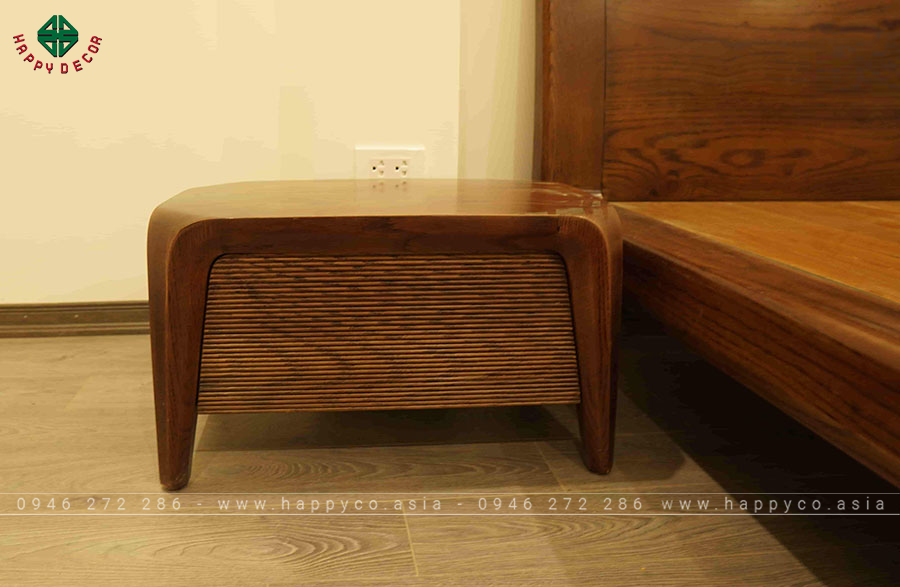 Tủ đầu giường với thiết kế ấn tượng bằng gỗ óc chó