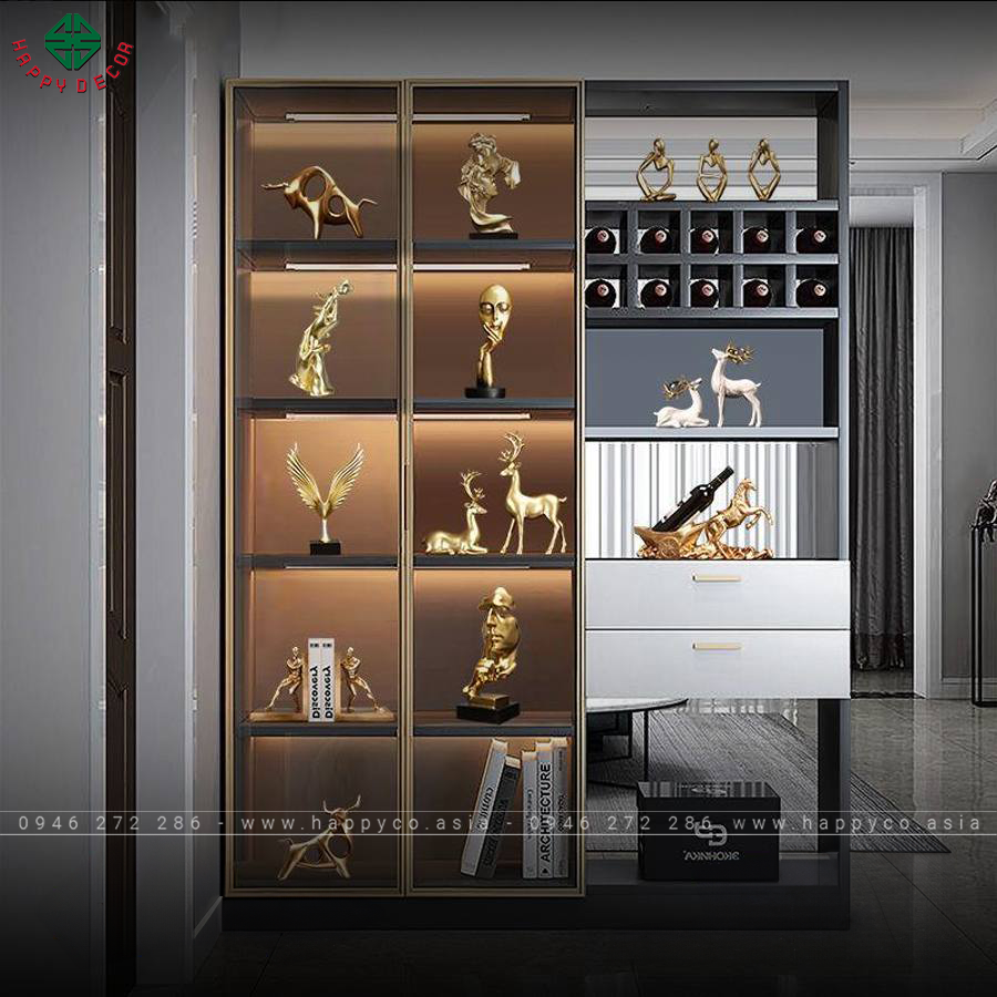 Tủ trưng bày cánh kính là một phần không thể thiếu trong việc nâng cao chất lượng trưng bày sản phẩm của các cửa hàng