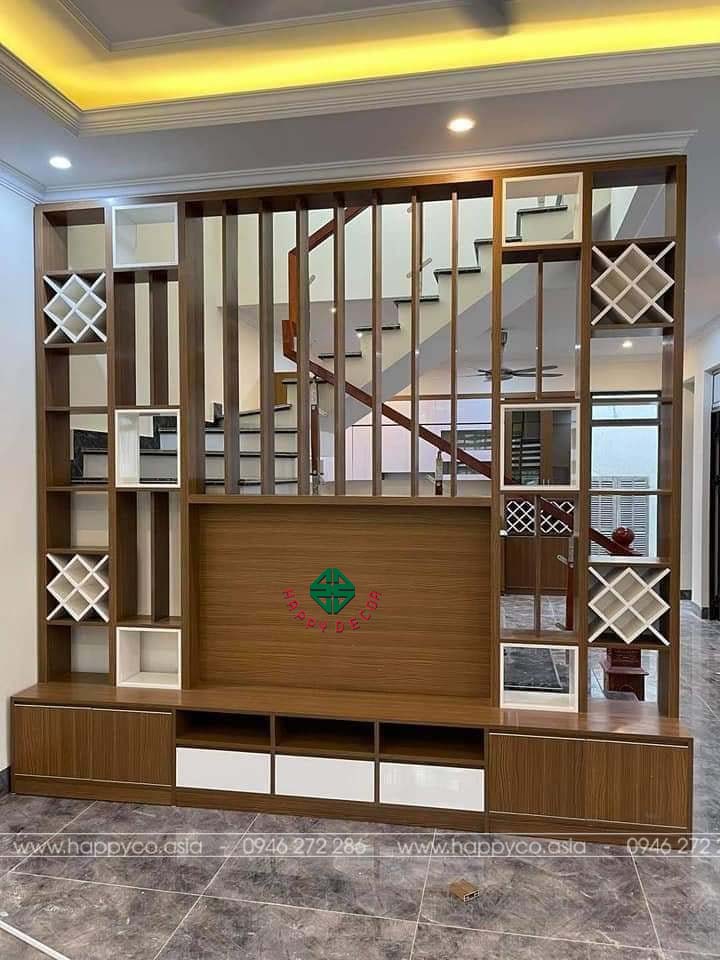 vach-ngan-phong-khach-happy-decor