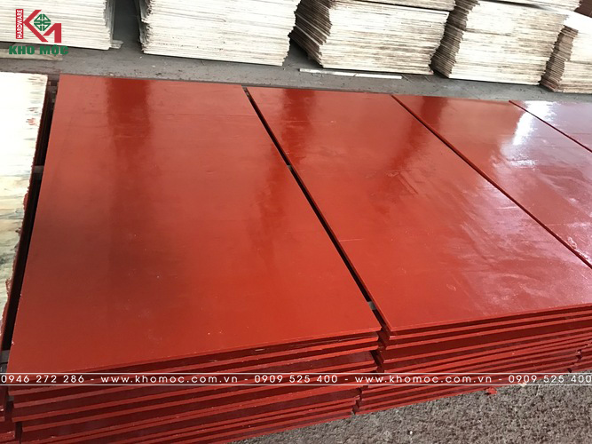 Đặc ddiemr của ván coppha đỏ