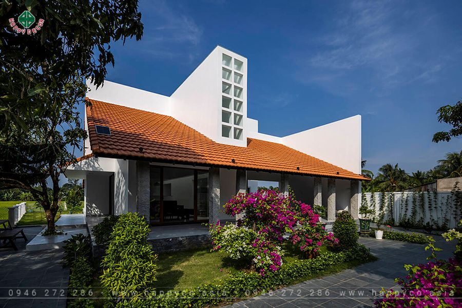 Căn biệt thự với bề ngoài hiện đại nhưng vẫn mang nét truyền thống Căn biệt thự với bề ngoài hiện đại nhưng vẫn mang nét truyền thống