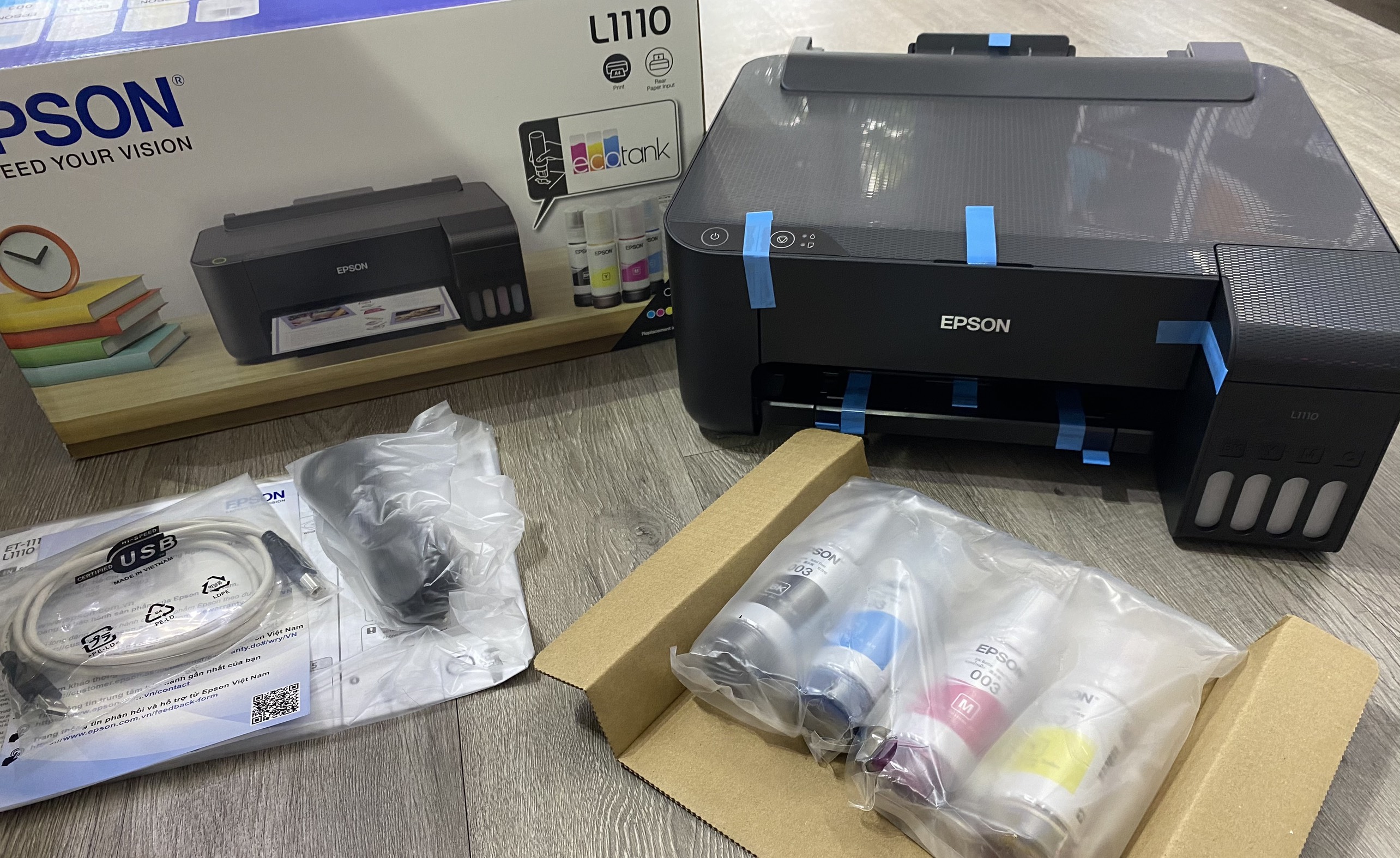 Máy in phun cho ra bản in có độ mịn hơn hẳn bản in cho ra từ máy in laser. Máy in phun cho ra bản in có độ mịn hơn hẳn bản in cho ra từ máy in laser.