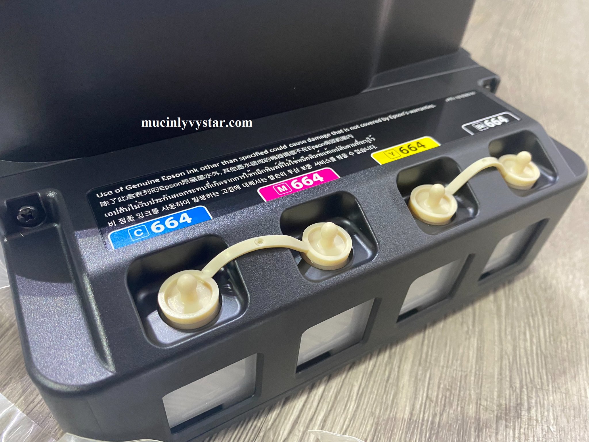 Địa chỉ bán mực in chính hãng Trên mỗi bình mực và chai mực điều có một kí hiệu tương ứng với mỗi màu mực