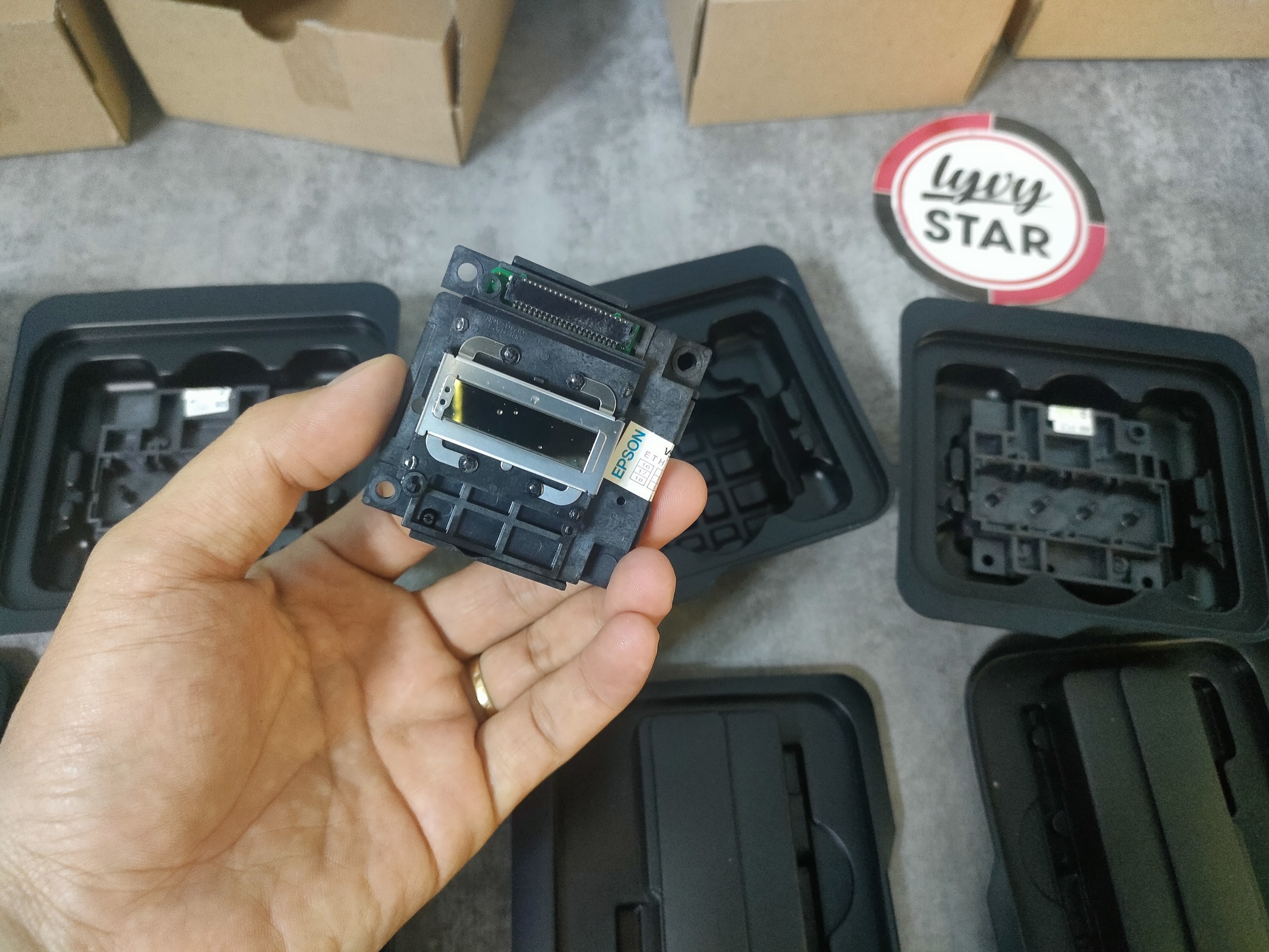 Dịch vụ sửa chữa máy in Phun màu tại Tin Học LyVyStar Linh kiện chính hãng tại Tin Học LyVyStar