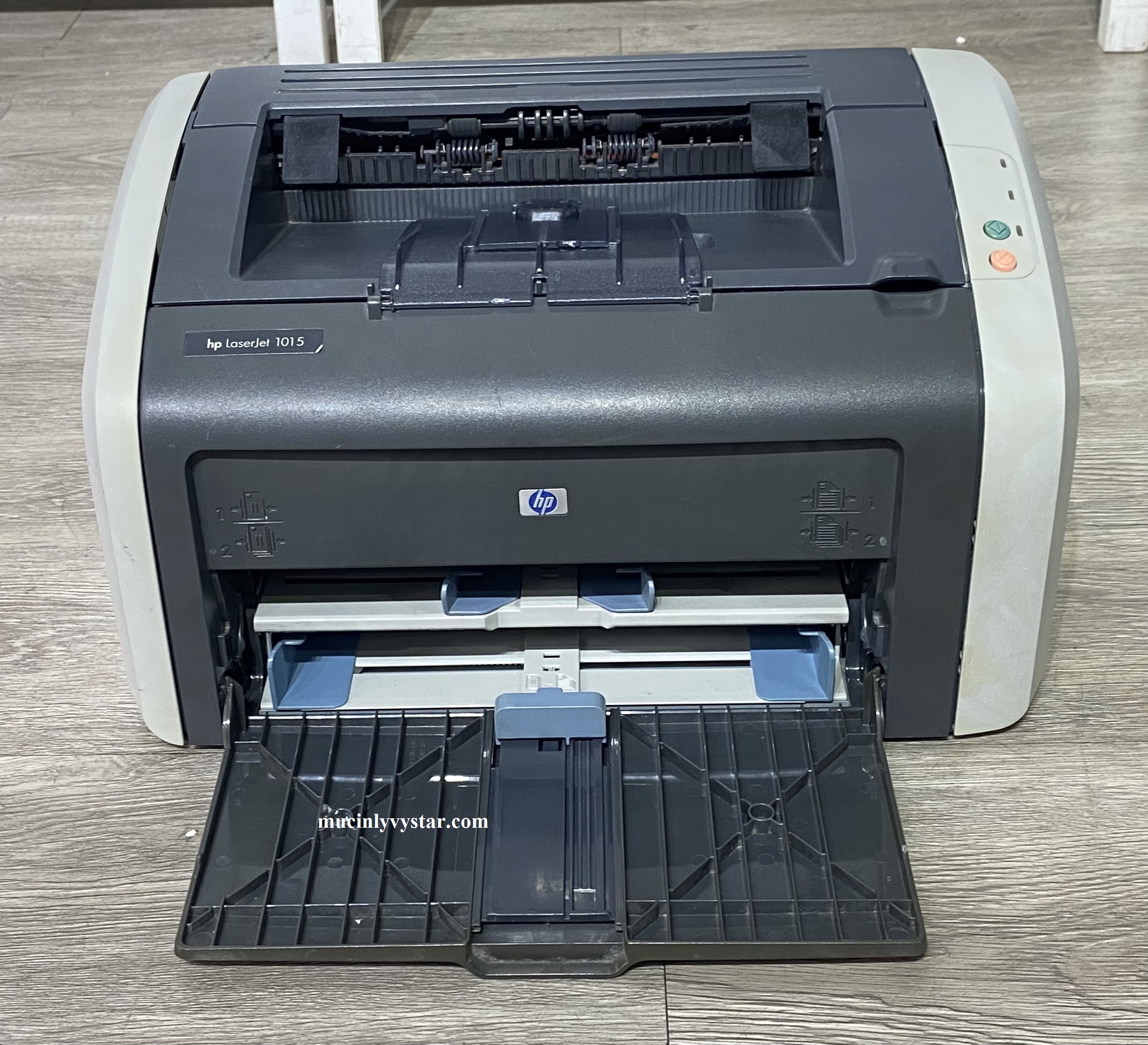 Máy in cũ giá rẻ Máy in HP 1015 cũ
