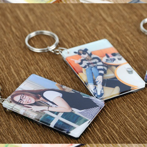 In móc khóa nên chọn máy in nào ? In móc khoá đang là xu hướng hot hiện nay