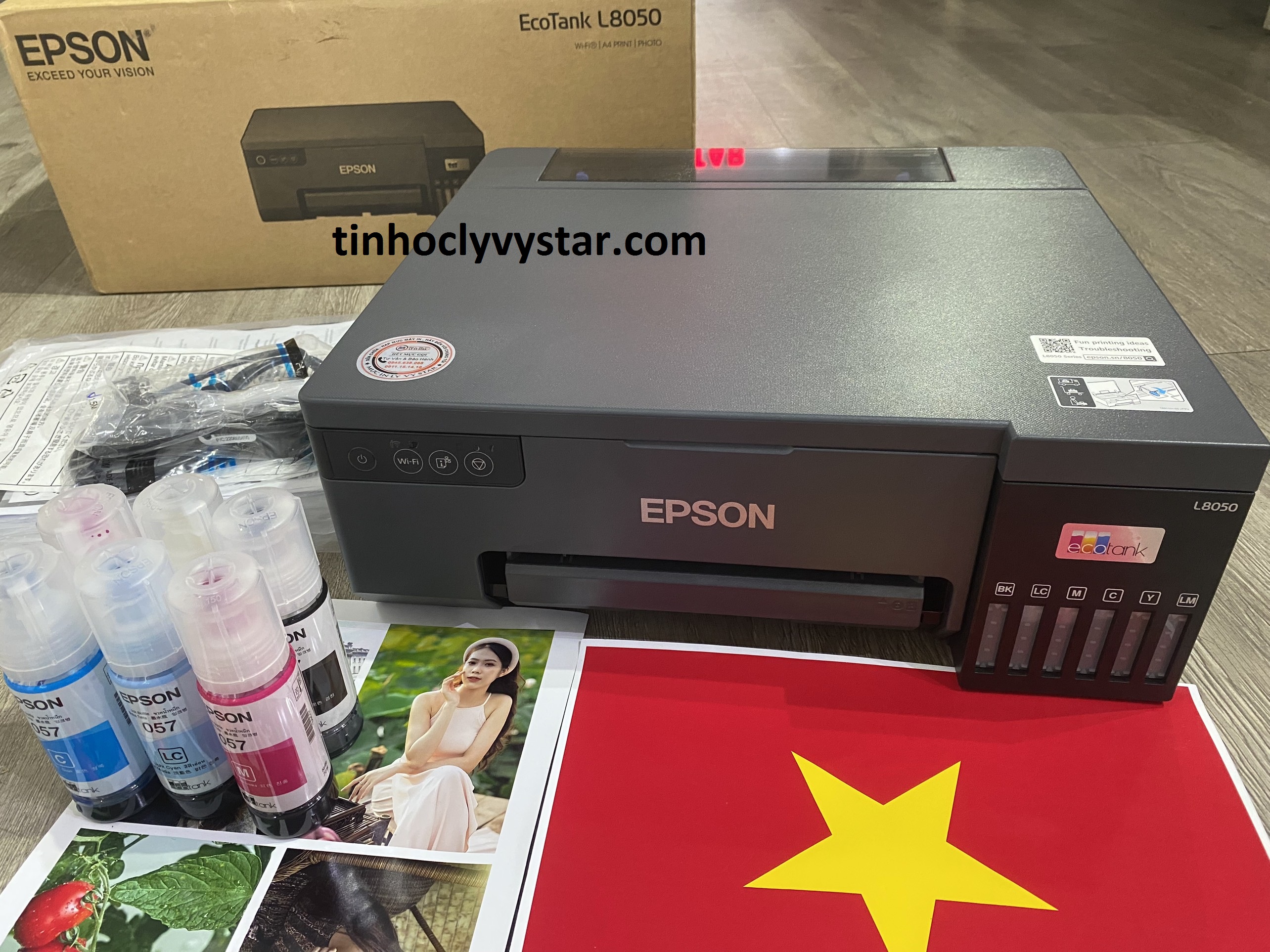 in-th-nh-a-pvc-b-ng-m-y-in-epson-l8050-gi-i-ph-p-in-th-nh-n-vi-n