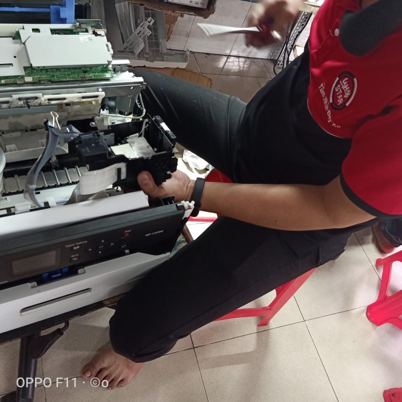 Sửa máy in màu Epson C5390 tận nơi Thay đầu phun máy in Epson C5390