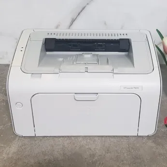Máy in HP 1005 cũ giá rẻ - máy đẹp