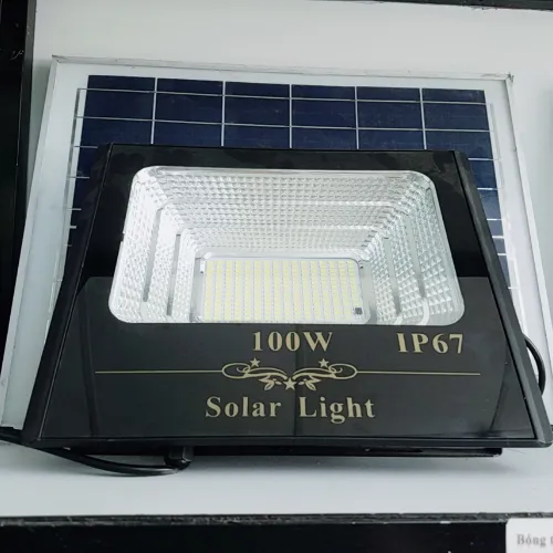 Đèn pha năng lượng mặt trời 100w chỉ 850k - Solar Light 100w