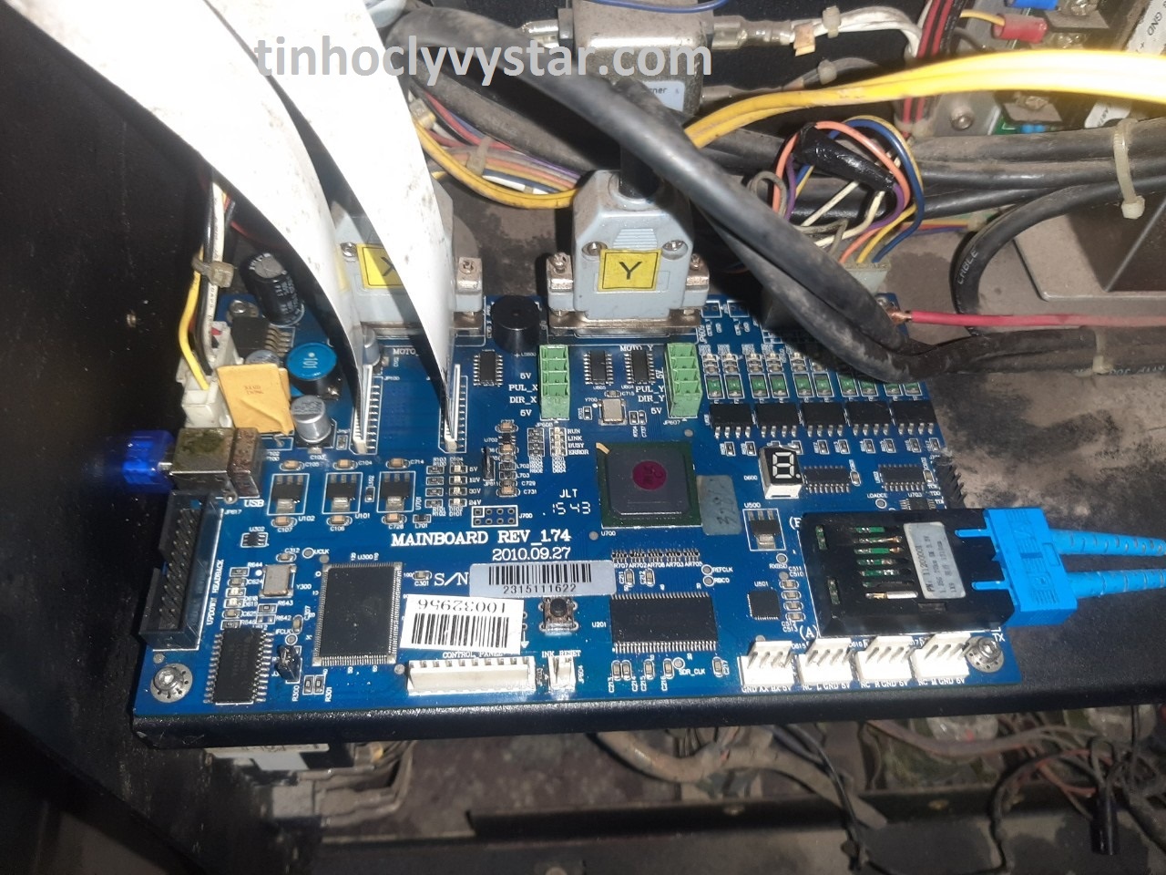 Dịch vụ súc rửa phục hồi đầu phun máy in khổ lớn tại Long Thành - Đồng Nai Vệ sinh đầu phun máy in bạt, máy in quảng cáo