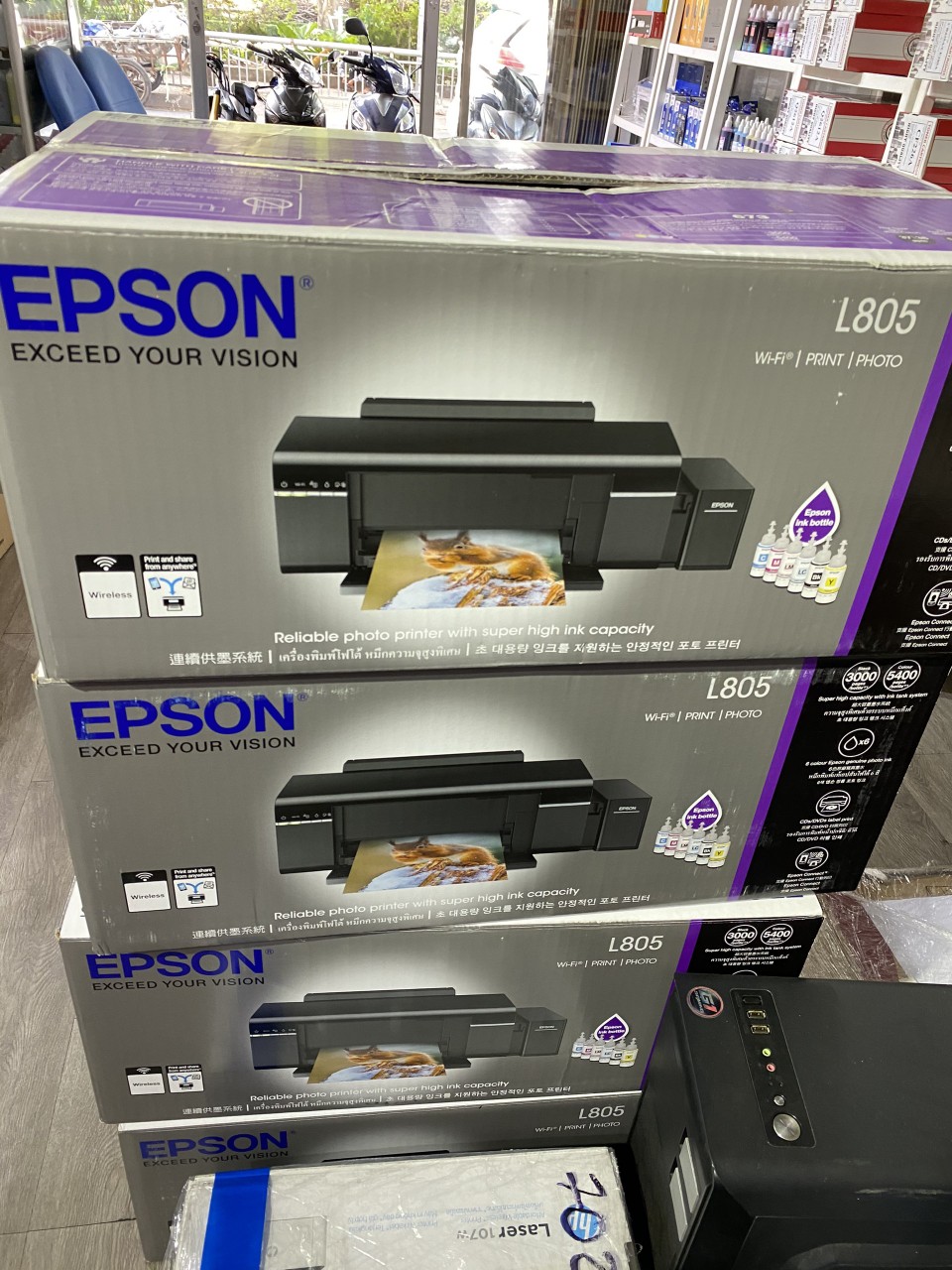 Máy in phun màu Epson L805 cũ tại Long Thành Đồng Nai