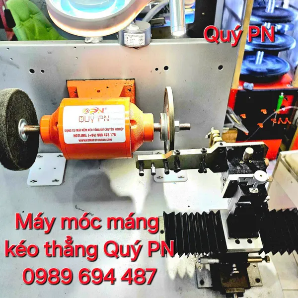 Máy móc lòng máng kéo cắt tỉa thẳng
