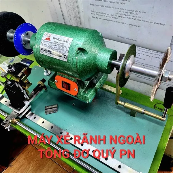 Bộ máy xẻ rãnh ngoài tông đơ cắt tóc