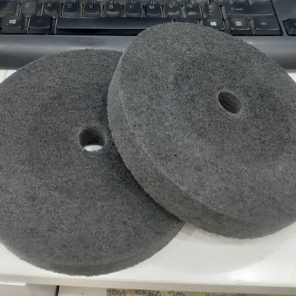 Bánh nỷ xám Việt Nam 150mm