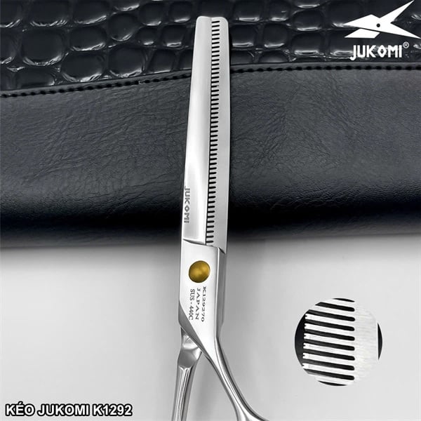 Kéo tỉa min Grooming Jukomi K129 tay phải 7.0inches