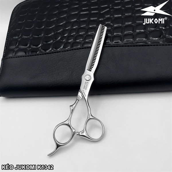  Kéo tỉa tóc Jukomi K134 tay phải 6.0inch (tỉa dọc, tỉa ngang, tỉa ziczac 25%-35%)