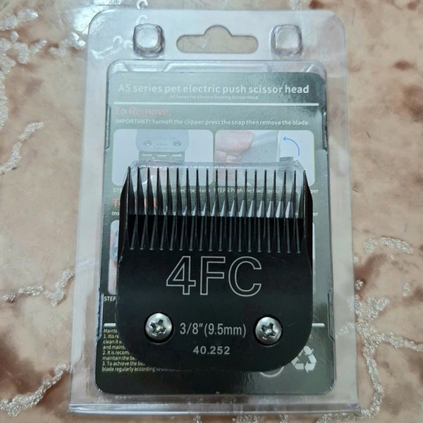 Lưỡi tông đơ thú cưng Jukomi 4F đế sắt DCL (đen)
