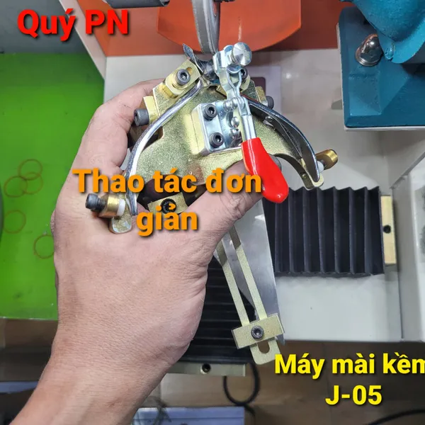 Máy mài kềm J05
