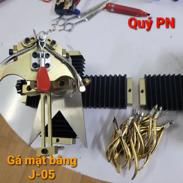 Bộ gá mài kềm J -05