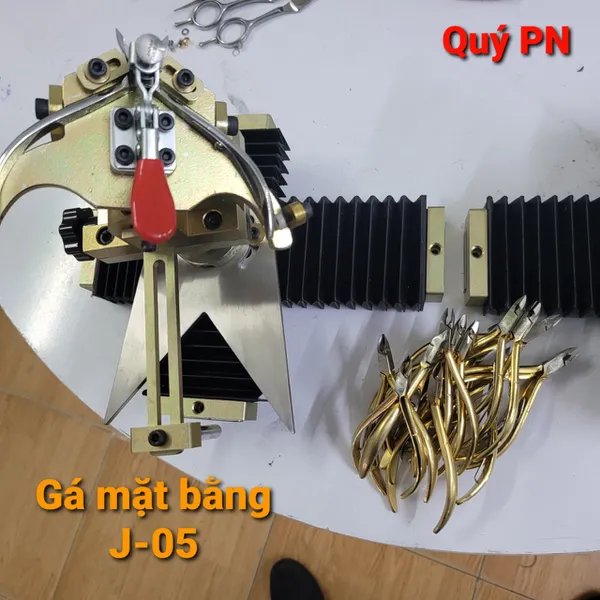 Bộ gá mài kềm J -05