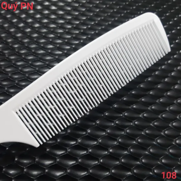 Lược cắt tóc Beuy Pro