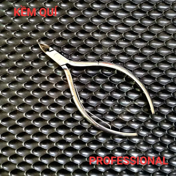 Kềm Quí Professional