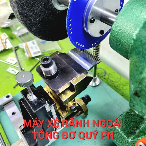Máy xẻ rãnh ngoài lưỡi tông đơ