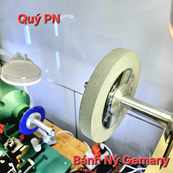 Bánh Nỷ Germany