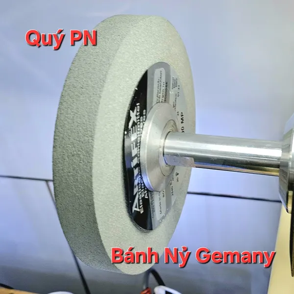 Bánh Nỷ Germany